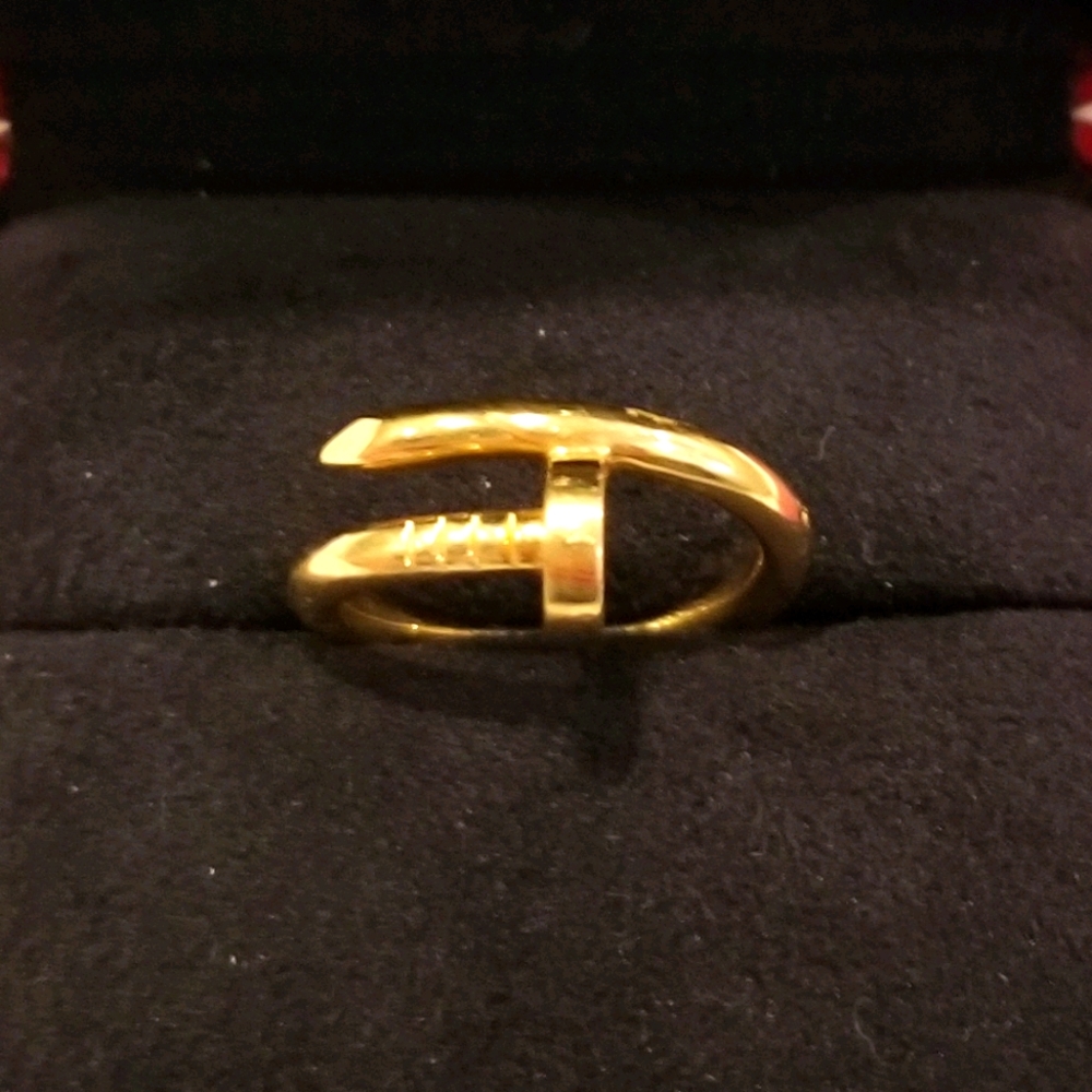 Cartier Juste un clou ring size 6